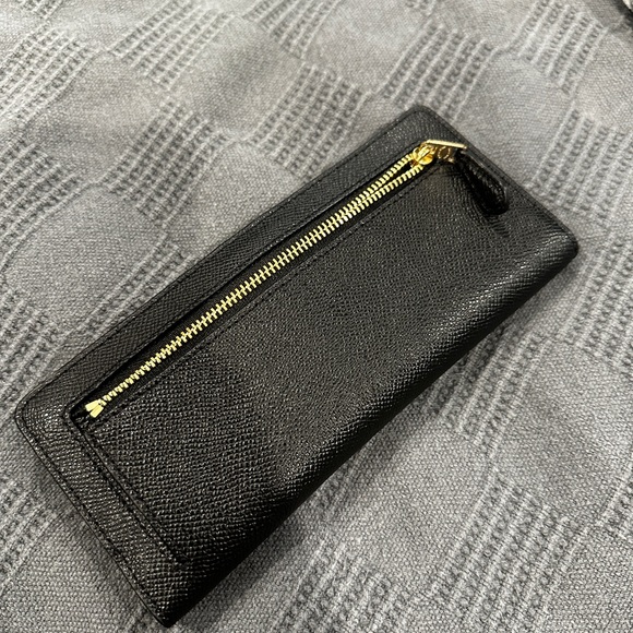 Billfold Coach Wallet - Picture 2 of 4